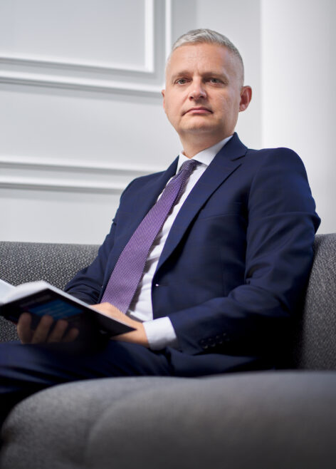 logo dr hab. Roman Uliasz