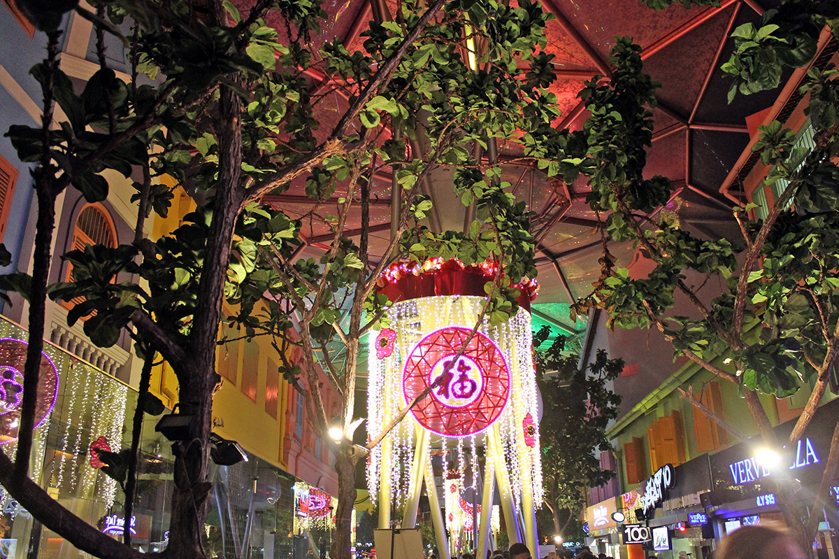 Singapore, locul de unde poți ajunge în concediu oriunde în Asia. Are hoteluri spectaculoase, cartiere tradiționale și o grădină botanică în patrimoniul UNESCO