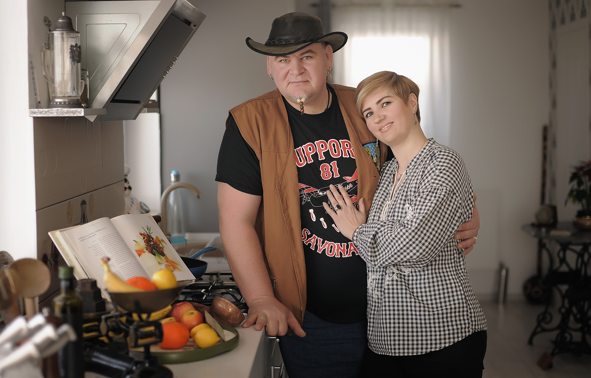 REPORTAJ/ Povestea lui Valentin Lapa, fostul boxer și rugbyst care a gătit pentru Regina Elisabeta a II-a a Marii Britanii