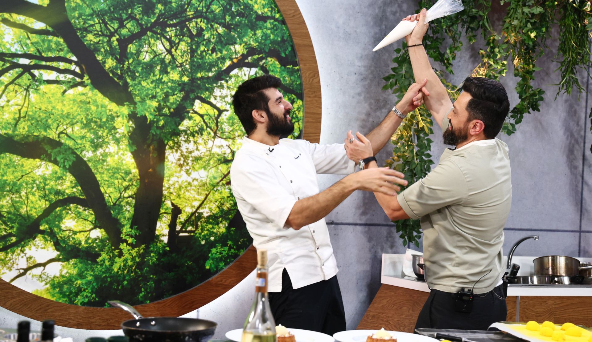 „Chefi la cuțite” 2025 începe pe 10 martie la Antena 1. În ce zile se va difuza show-ul
