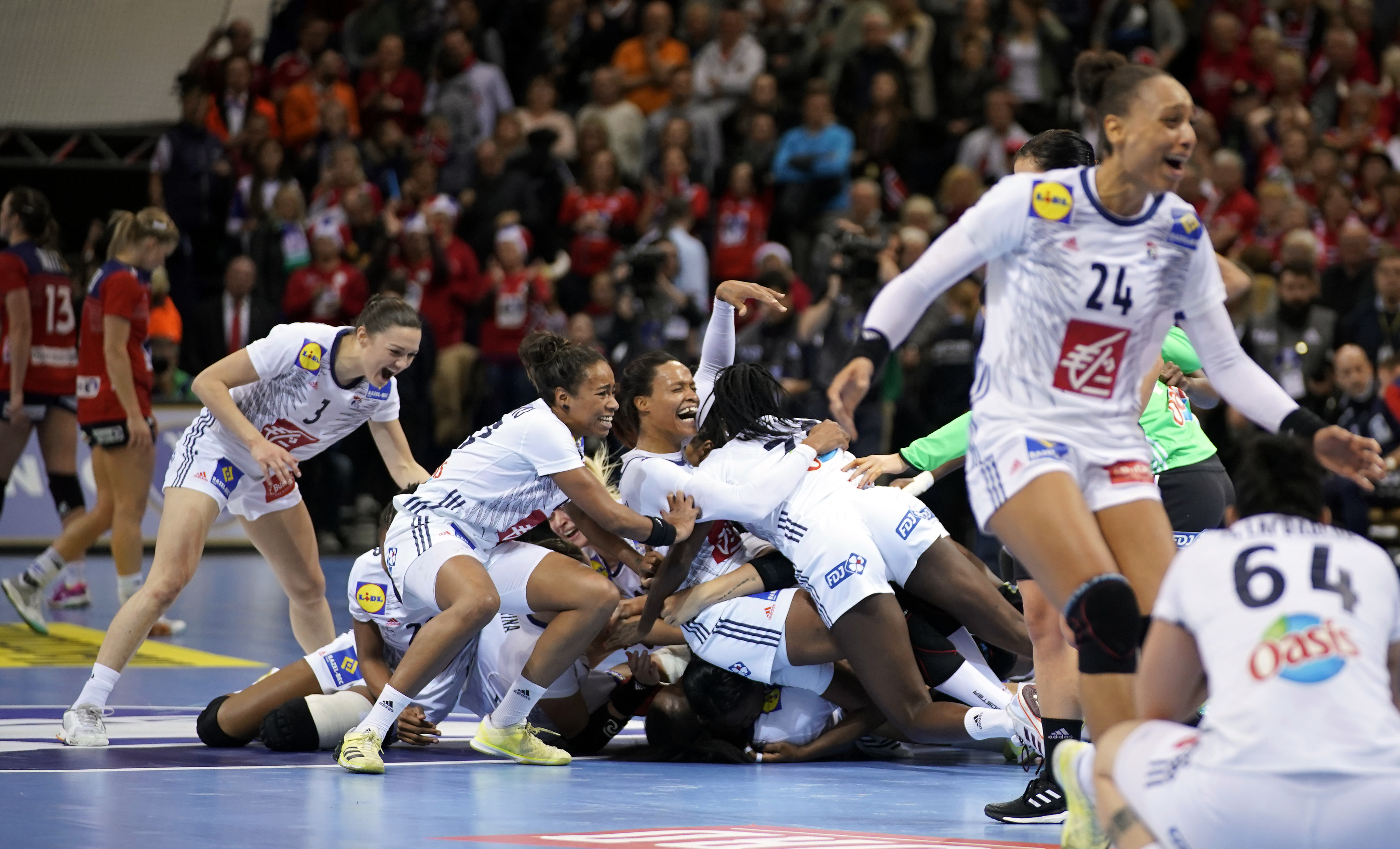 Franţa, noua campioană mondială la handbal feminin / GALERIE FOTO