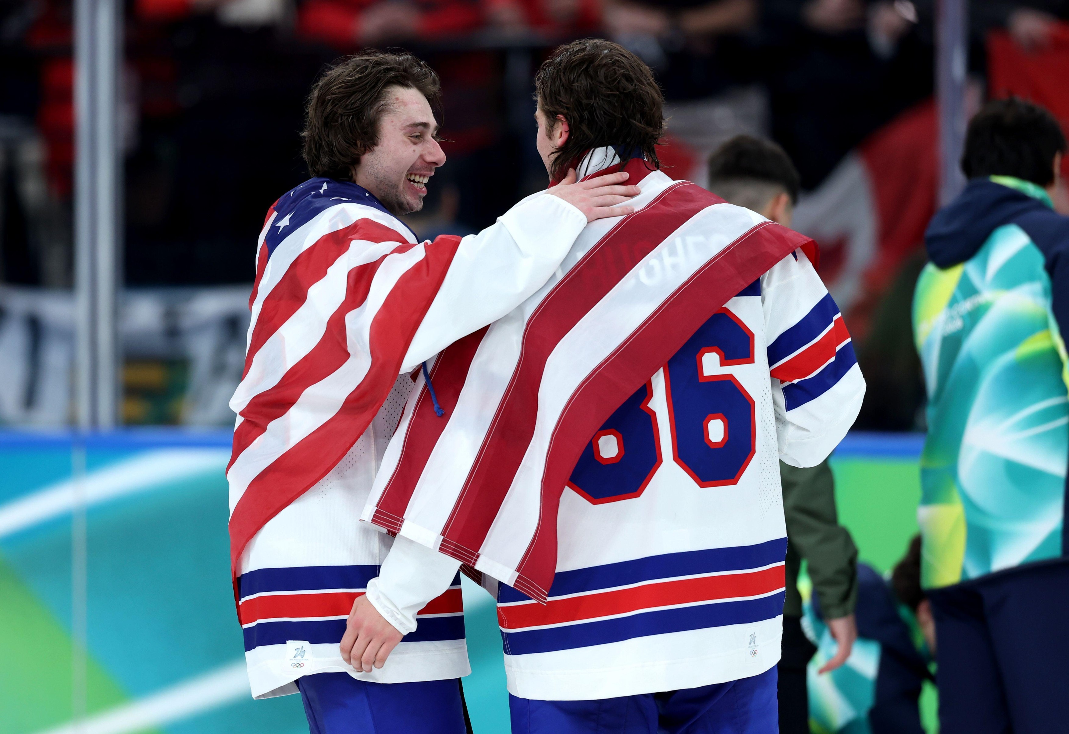 SUA câștigă aurul olimpic după 46 de ani. Jack Hughes a decis finala cu Canada în prelungiri