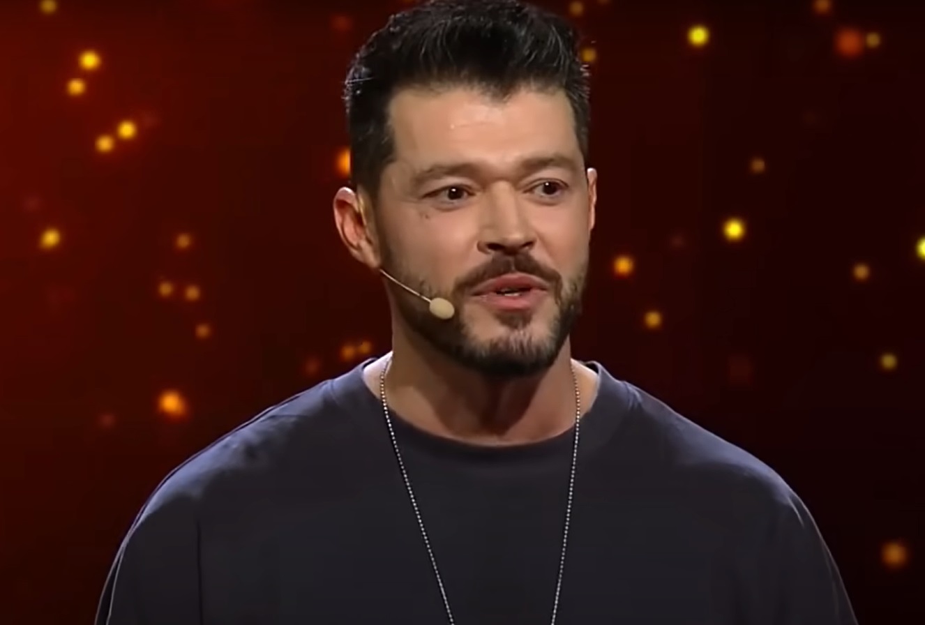 De ce Cheloo și Cătălin Bordea l-au ironizat pe Victor Slav la „iUmor”. Jurații nu s-au abținut: „Băi, dar ce-a îmbătrânit”
