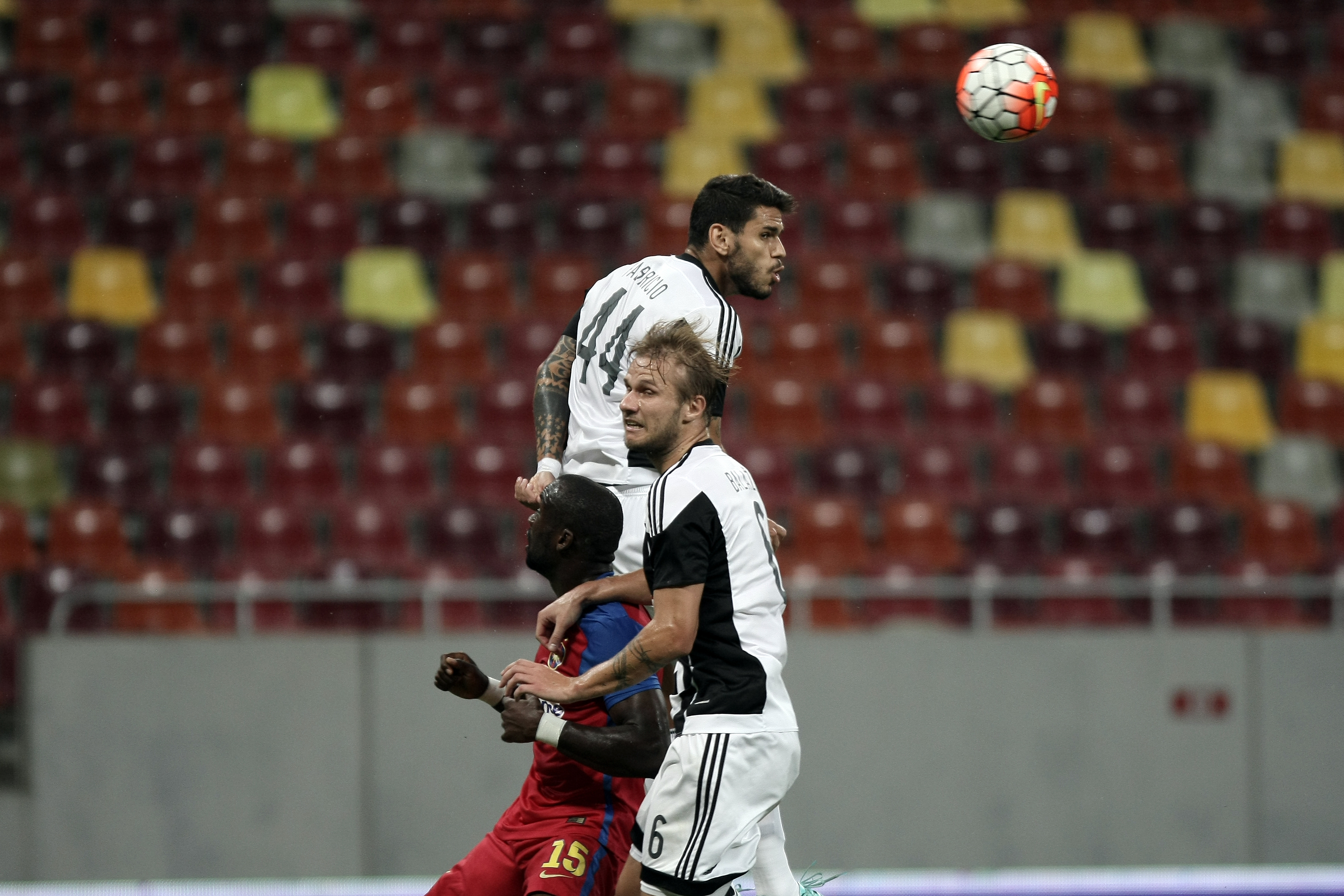 Steaua - Partizan 1-1 (Liga Campionilor, turul III preliminar, prima manșă). Gigi s-a rugat, Varela a egalat, iar calificarea în play-off se decide în infernul de la Belgrad / LIVE BLOG & VIDEO