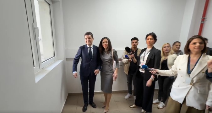 „Copiii dumneavoastră sunt botezați?”. Răspunsul oferit de partenera lui Nicușor Dan, Mirabela Grădinaru, la această întrebare