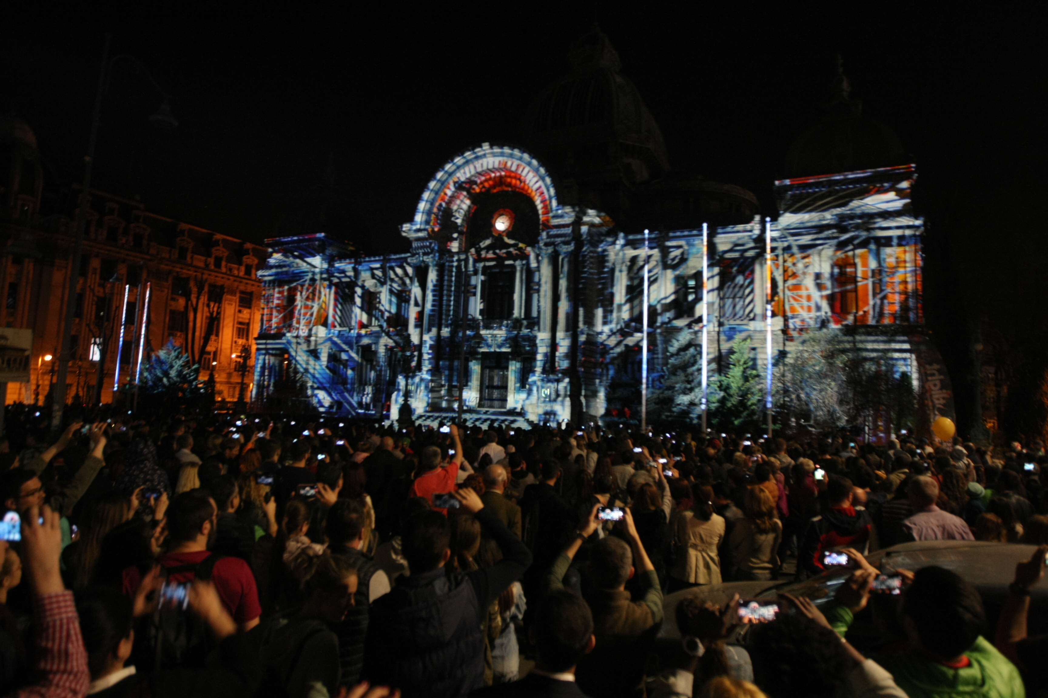 VIDEO. Spotlight 2018 - Bucharest International Light Festival a început! Clădiri emblematice, incluse în premieră în proiect