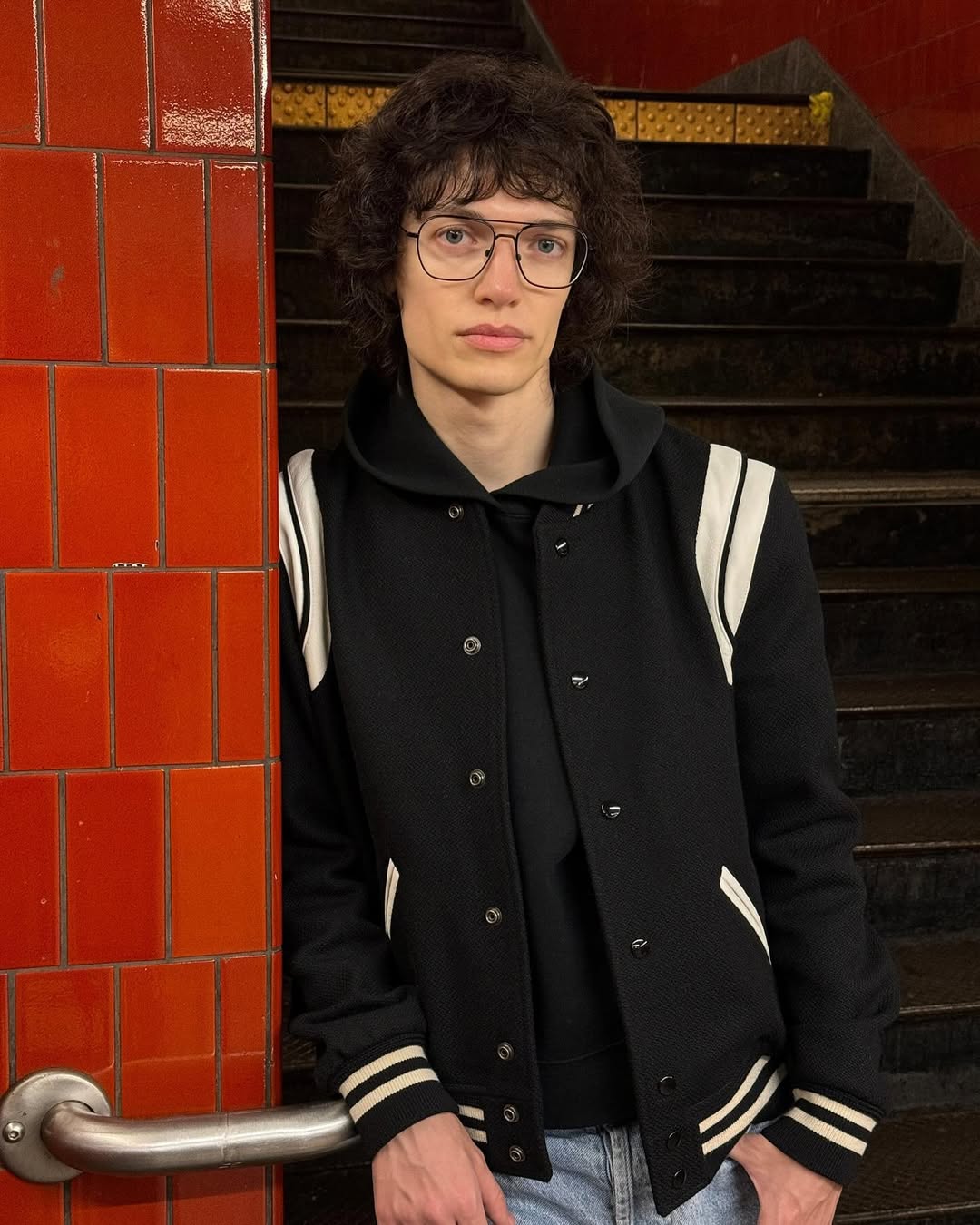 Ce a pățit un influencer venit din SUA după ce a mers cu trotineta prin București: „Noroc că eram în fața spitalului”