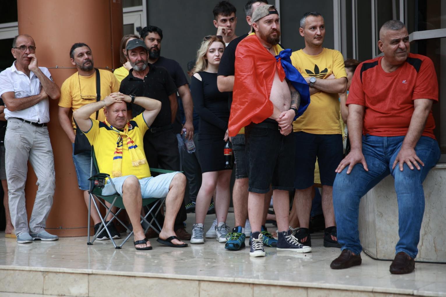 Fanii au urmărit România – Olanda pe ecrane gigant, la București, pe ploaie. Unde s-a văzut în Capitală meciul din „optimile” Euro 2024