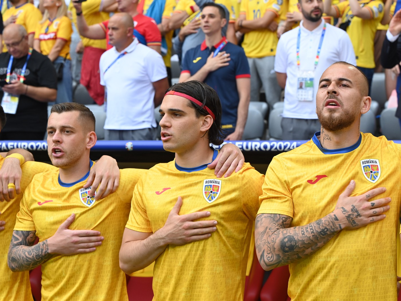 EURO 2024. Cum a apărut soția lui Ianis Hagi la meciul România - Ucraina. Elena a stat în tribune cu fiica lui Gică Popescu
