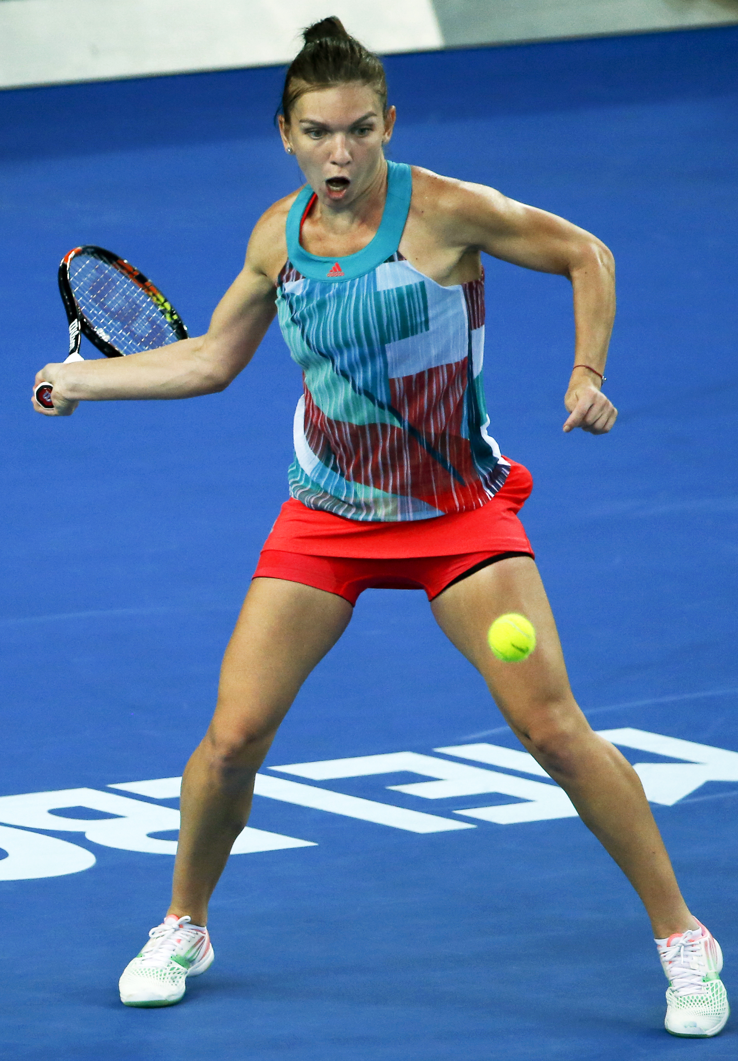 Australian Open, ziua a doua. ^Simona Halep a bifat cea mai mare contraperformanță a carierei, fiind eliminată de o “anonimă” / GALERIE FOTO&VIDEO