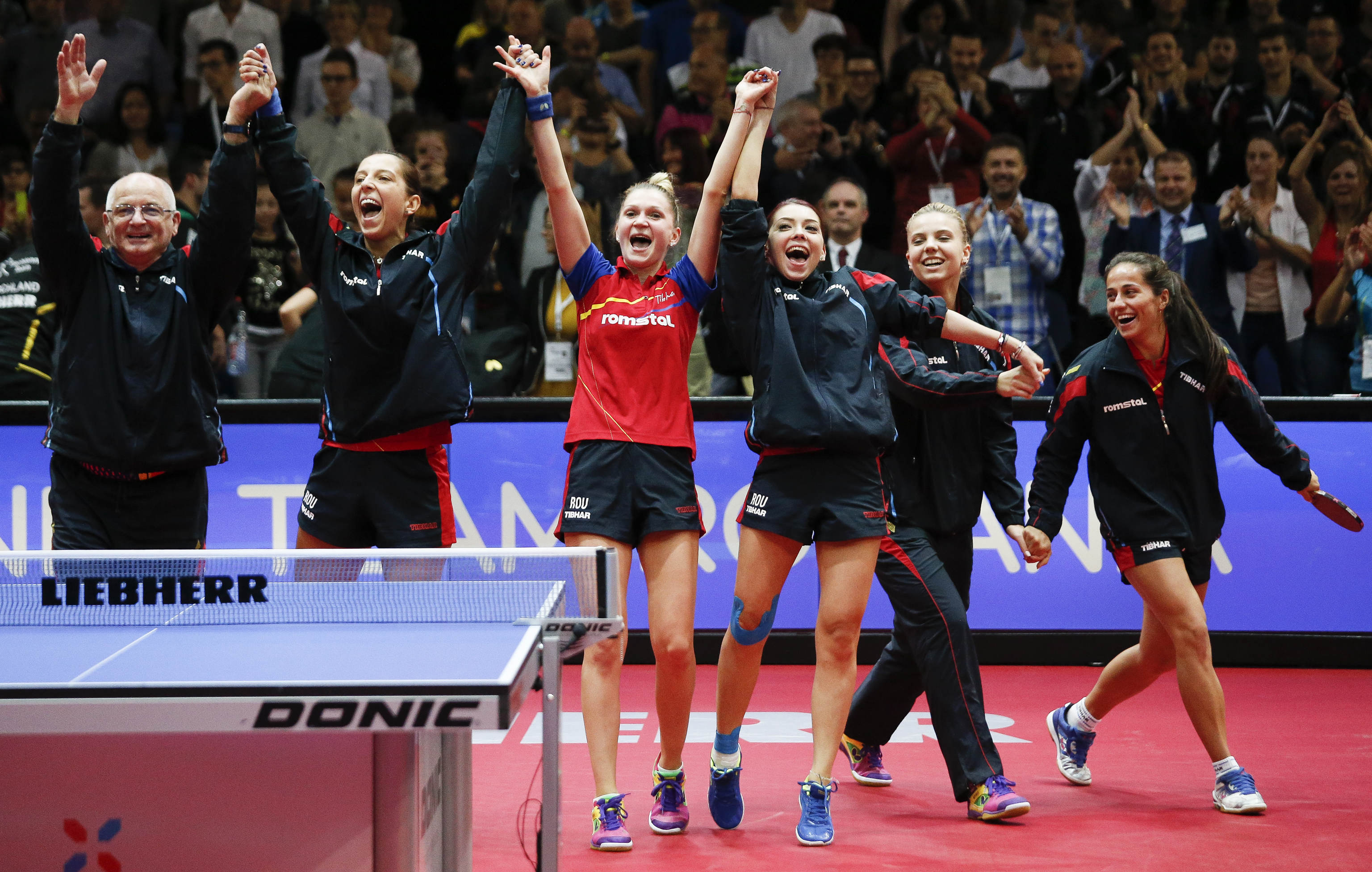 România a cucerit titlul la Campionatului European de tenis de masă! Finală de vis cu Germania. E al patrulea trofeu continental din istorie. Ce spune Eliza Samara | VIDEO