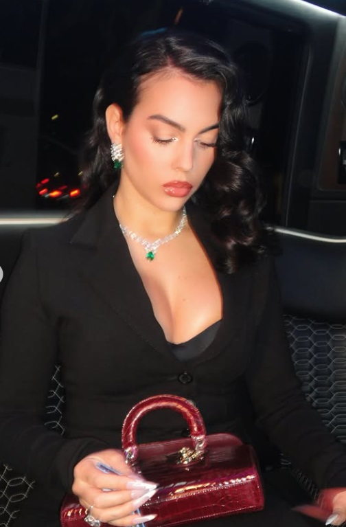 Georgina Rodriguez, cu avionul privat, haine de lux și bijuterii prețioase, la premiera documentarului Melaniei Trump. Cum s-a afișat