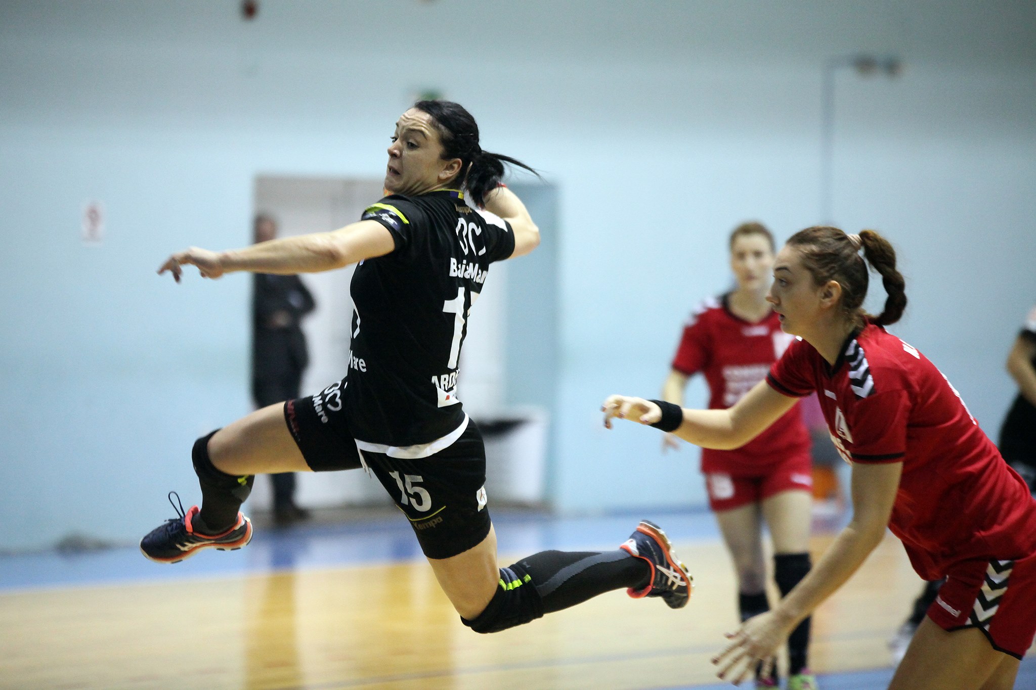 Scandal uriaș la meciul de handbal la Zalău - HCM Baia Mare: ^“Să înjuri ca în codru şi să fii rasist, asta înseamnă sa fii suporter al echipei din Zalău!”