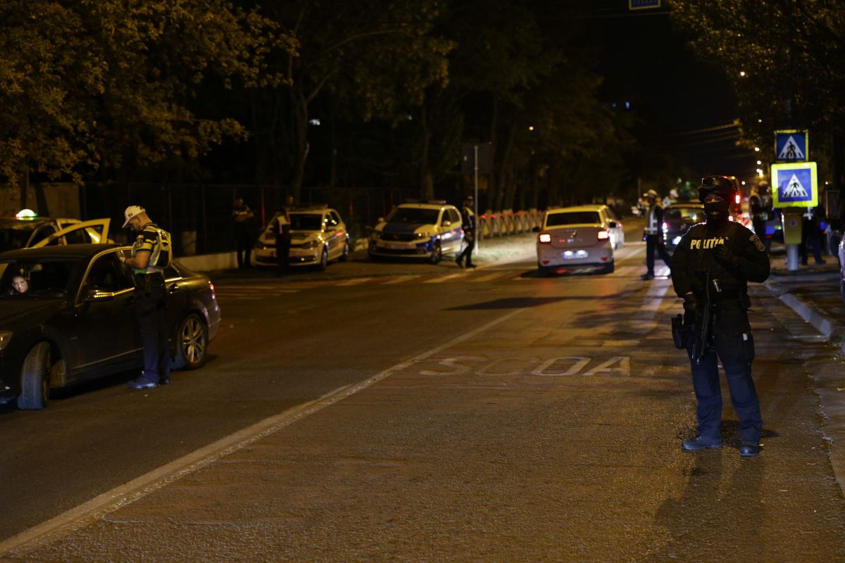 Șoferi băuți și care au consumat substanțe interzise, un autobuz neomologat în trafic și taxi fără autorizație, descoperite la un filtru al Poliției, sâmbătă noapte | VIDEO