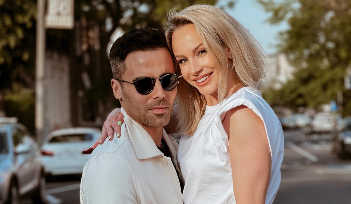 Cum i-a schimbat emisiunea „Power Couple România”, pe Sandra Izbașa și Răzvan Bănică. Detalii neștiute despre cei doi