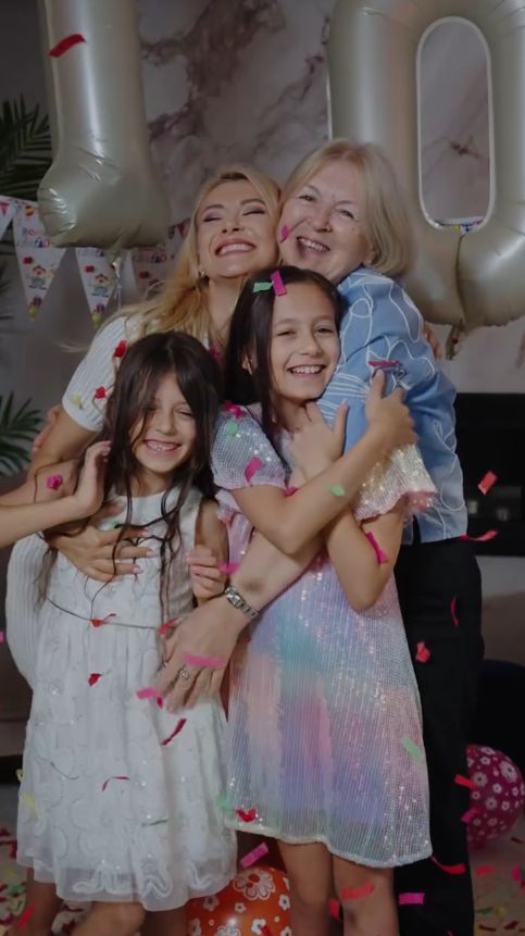Andreea Bălan și-a sărbătorit fiica. Ella a împlinit 10 ani