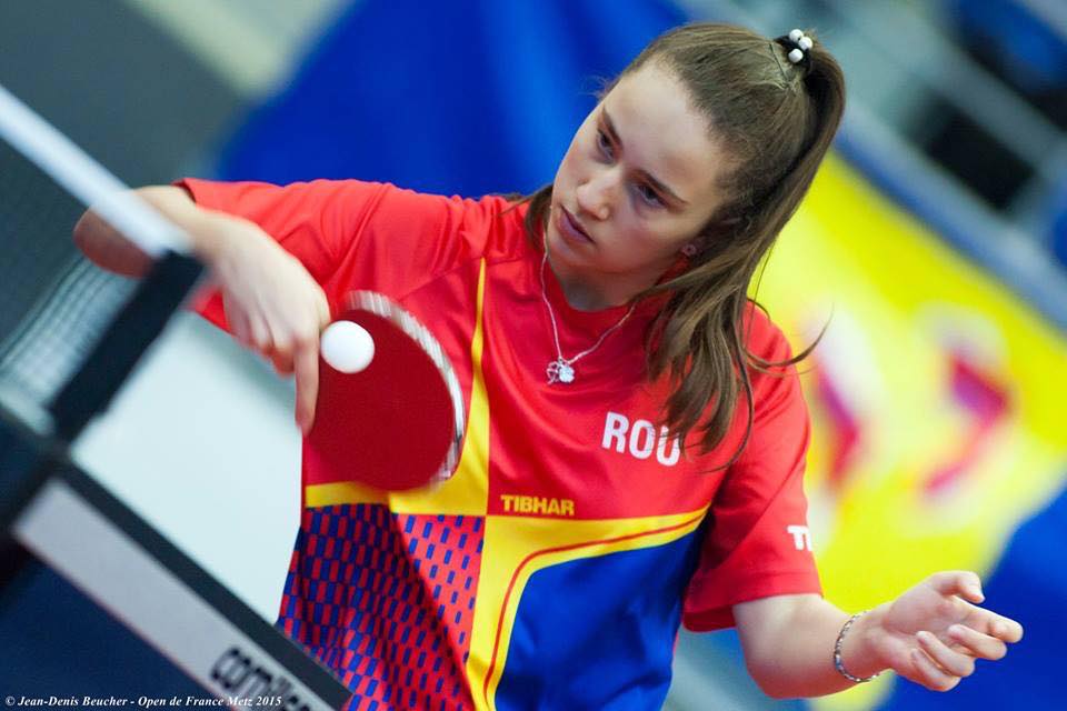 Alexandru Manole și Andreea Dragoman au cucerit medaliile de bronz la World Junior Circuit de tenis de masă / VIDEO