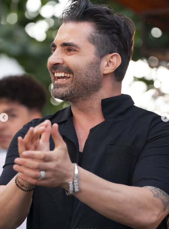 
Povestea de dragoste dintre Pepe și Yasmine