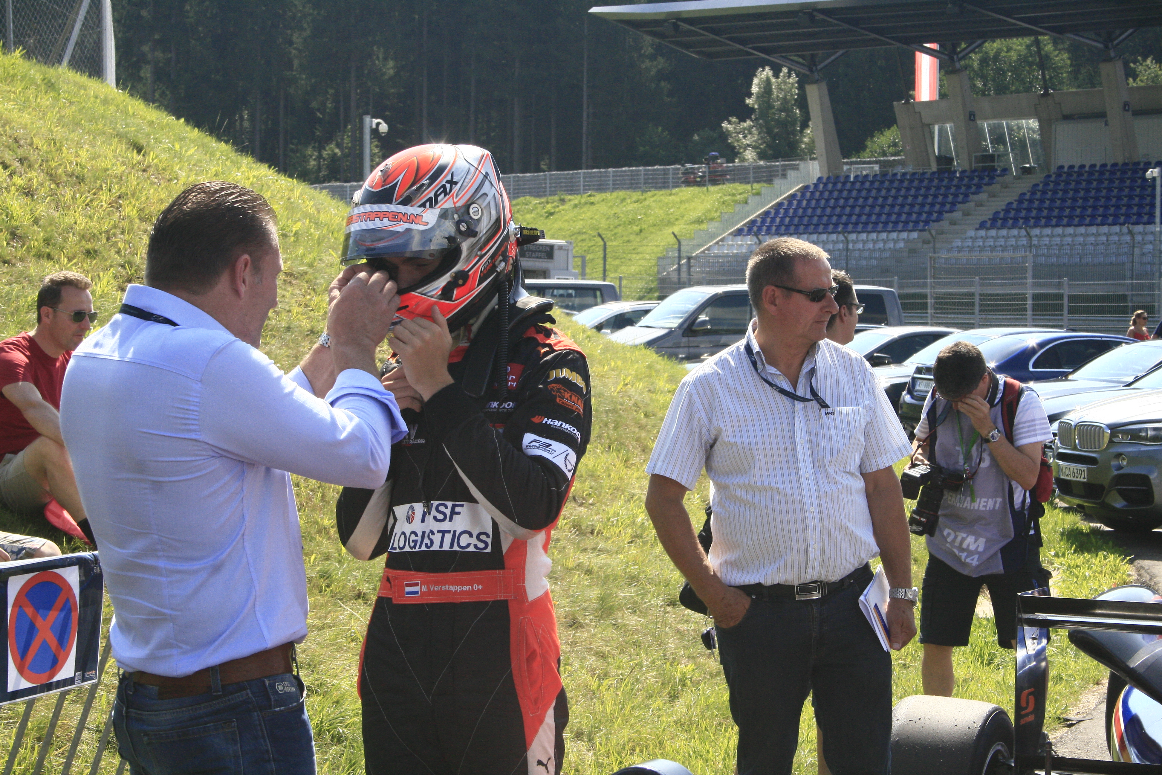 FOTO & VIDEO / Interviu cu Max Verstappen (F3)