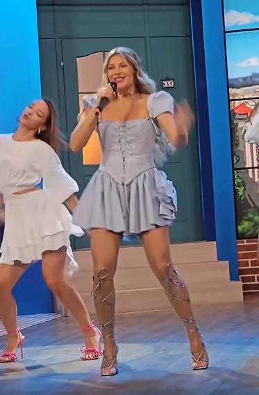Reacția lui Cabral, după ce Lora a avut o apariție sexy în emisiunea lui Cătălin Măruță: „Cam mișto baba”