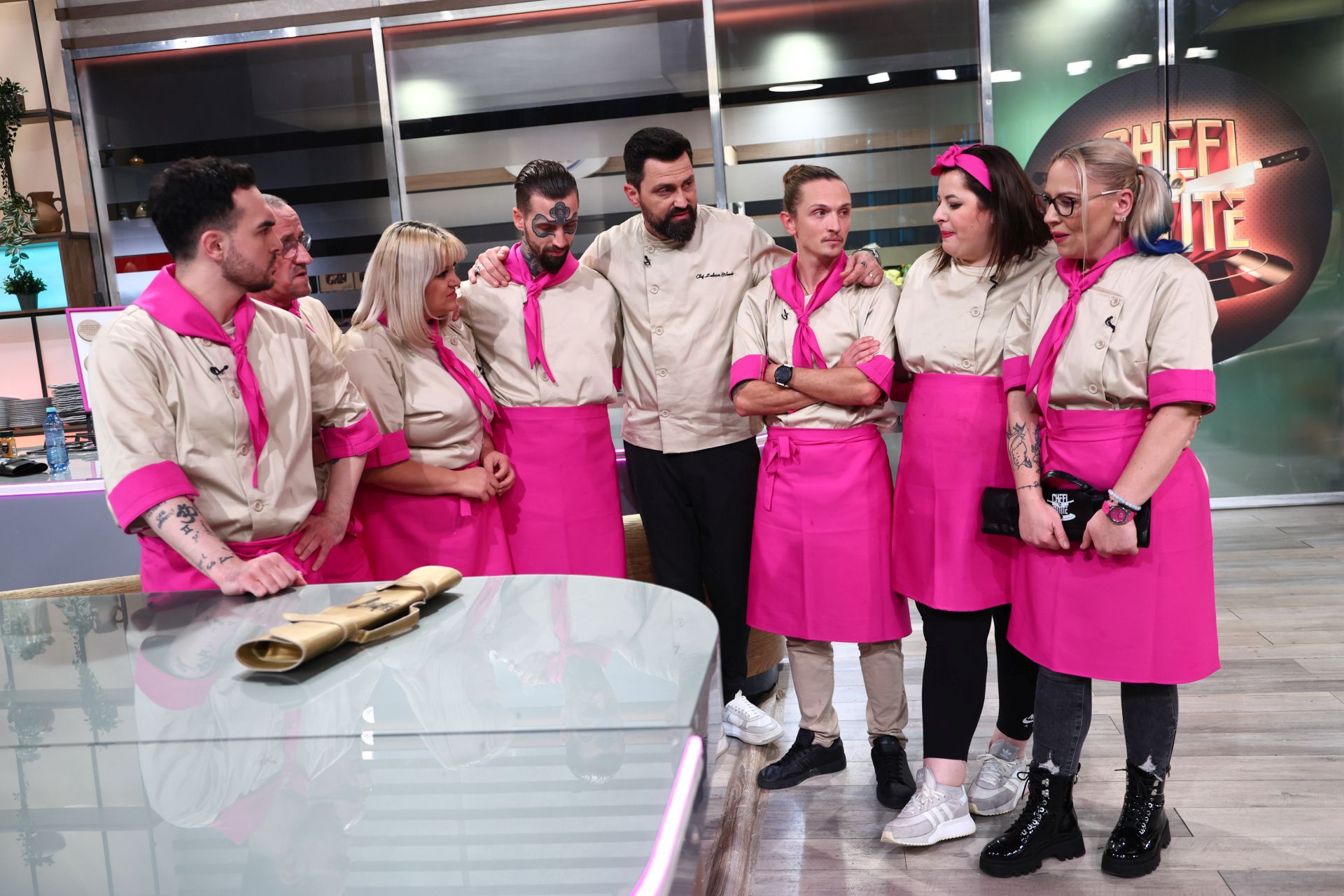 „Chefi la cuțite”, 16 aprilie 2025. Echipa lui Orlando Zaharia a pierdut un om, iar o altă concurentă a cedat sub presiunea competiției