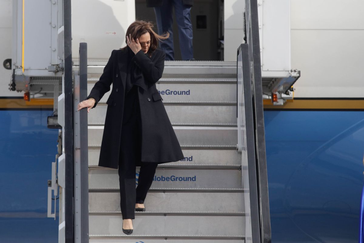 Kamala Harris, vicepreședinta SUA, mesaj pentru români: „Am văzut cum ați primit refugiați și știm greutățile pe care le întâmpinați. Ați arătat așa mult curaj”