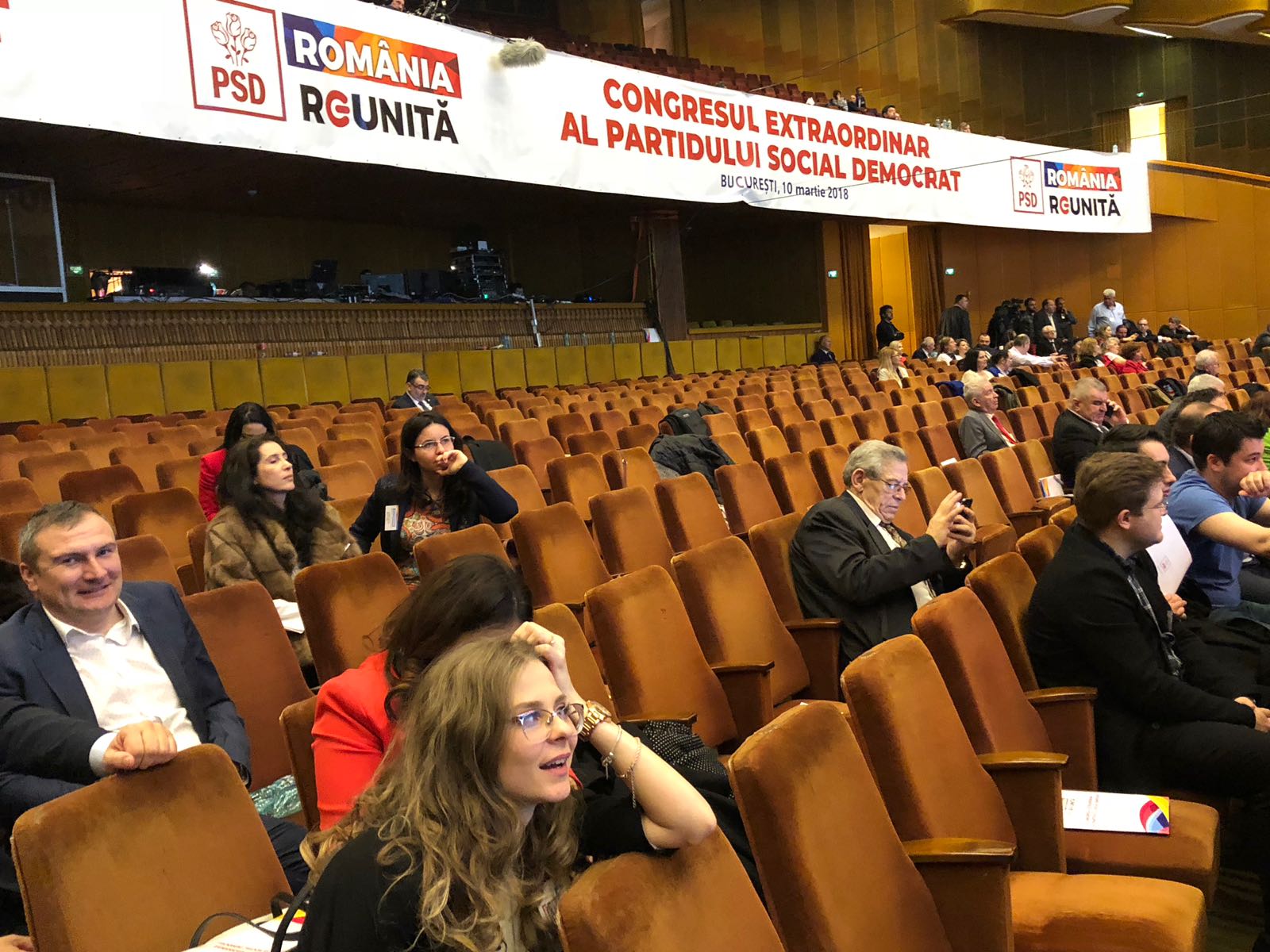 UPDATE. Congresul Extraordinar al PSD a votat noua conducere a partidului; Viorica Dăncilă, numărul doi în PSD