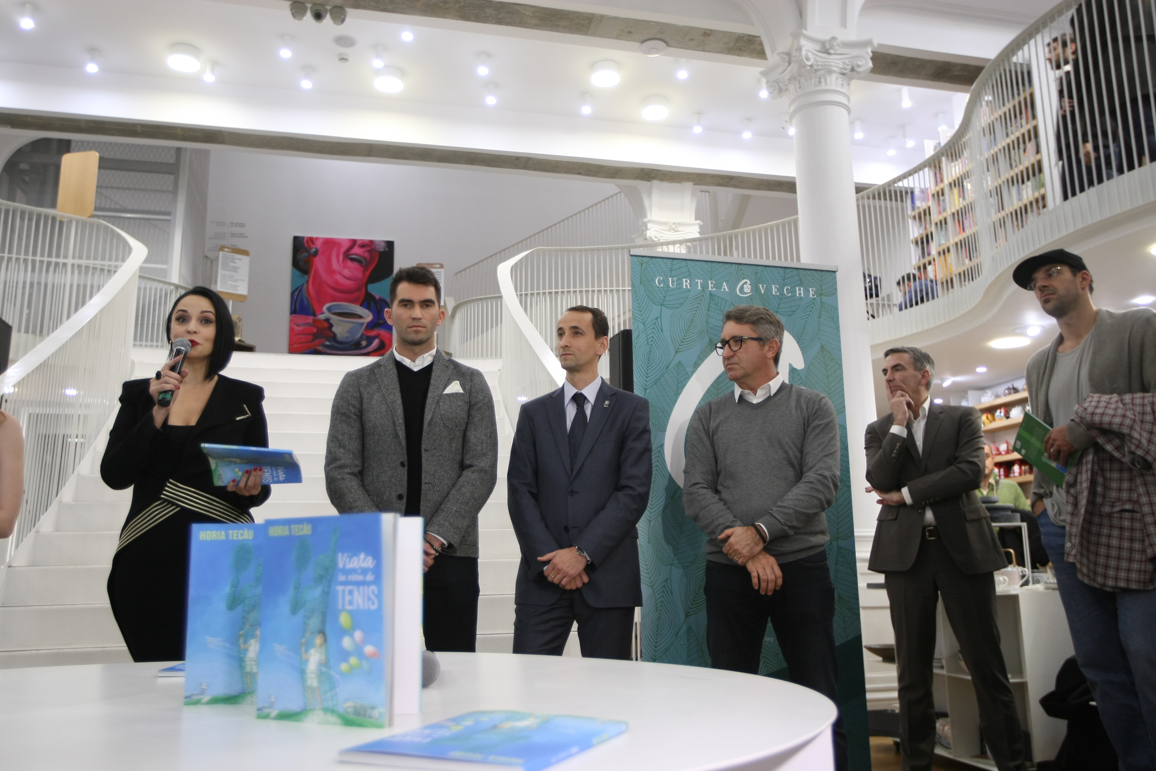 Horia Tecău și-a lansat luni cartea ”Viața în ritm de tenis”. Ce oraș vrea să viziteze în premieră, ce obiective are pentru 2017, când a vrut să renunțe de la sport / FOTO