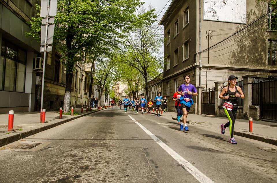 Peste 4.000 de alergători pe străzile Clujului! Un kenyan a câștigat maratonul