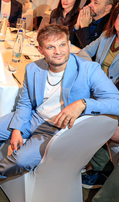 Puskás Peti őszinte vallomása: „20 éve temetjük a tévézést, közben meg valami egészen elképesztő történik” - videó