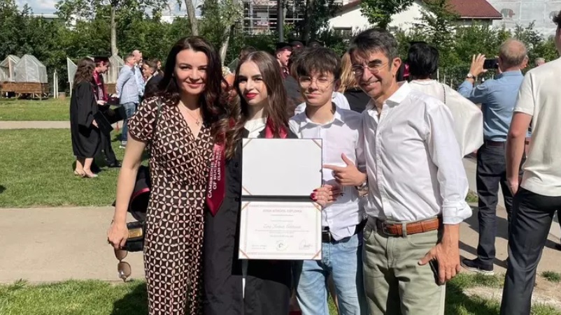 Cum arată fiica lui Mihai Găinușă. Eva a împlinit 19 ani: „Am cine să-mi aducă, la bătrânețe, un pahar cu… vin”