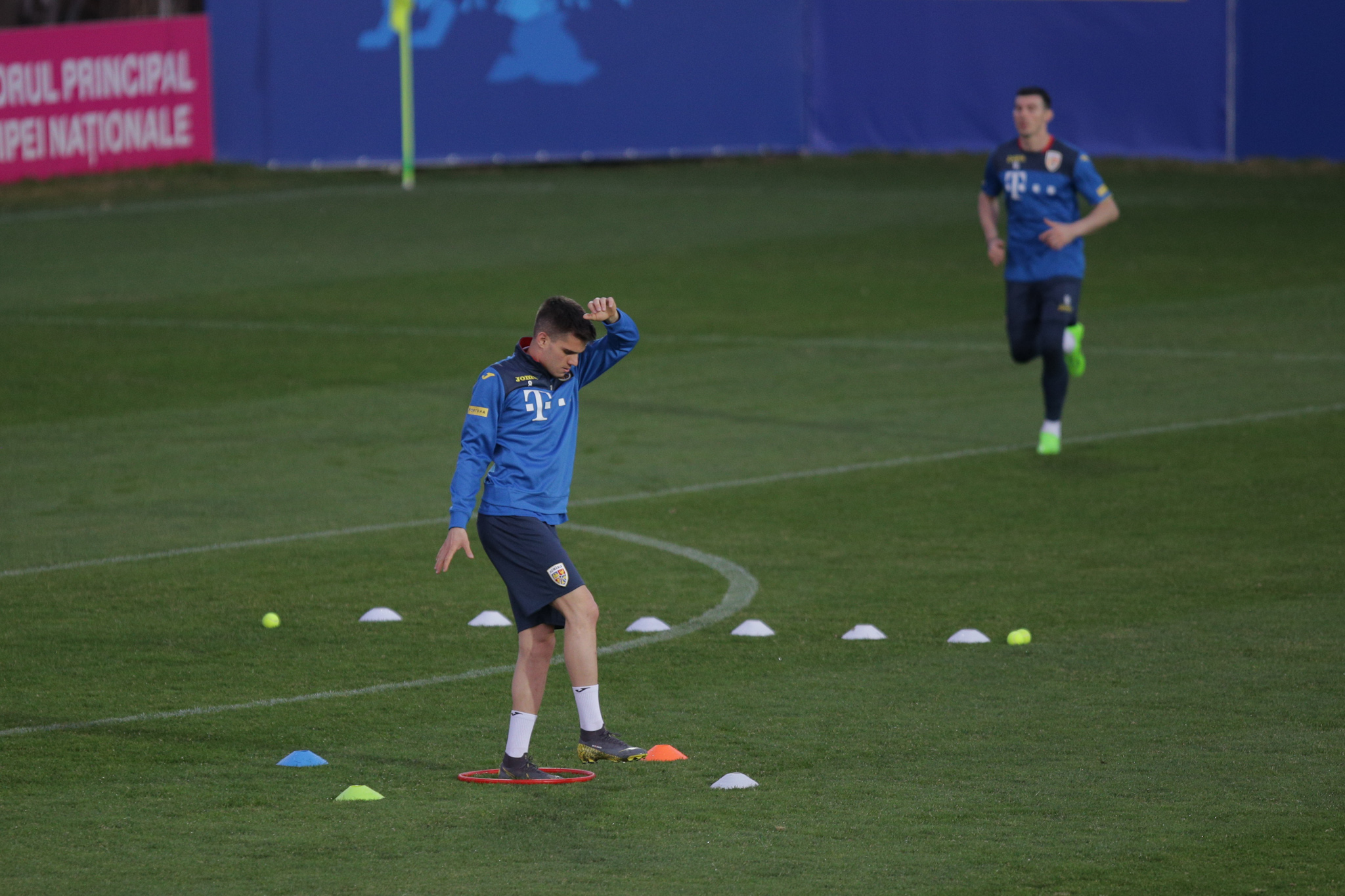Start spre Euro 2020. Cosmin Contra și-a avertizat jucătorii: ”Ne așteaptă un meci dur în Suedia” | GALERIE FOTO&VIDEO