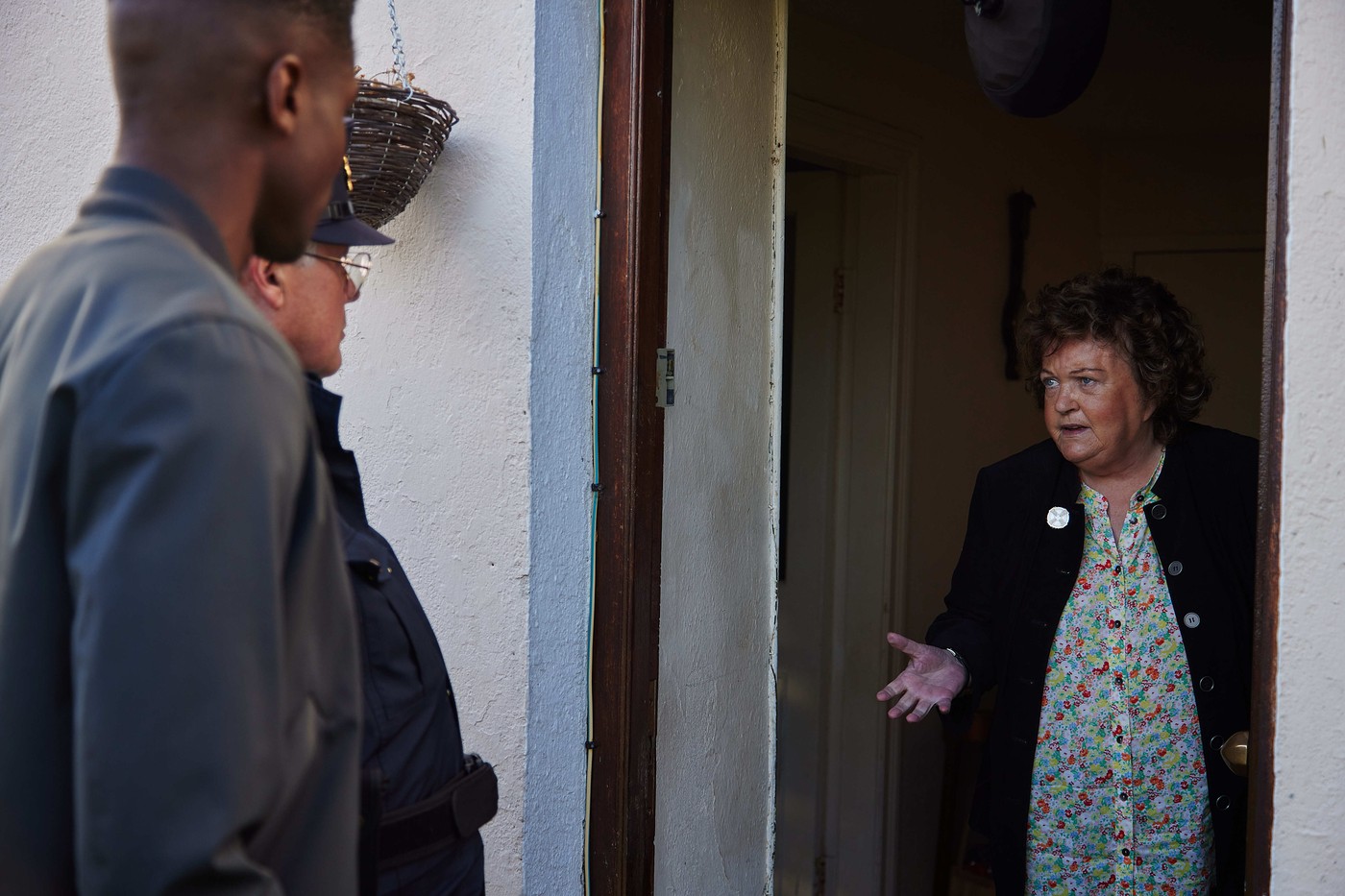 Cum arată în prezent doamna cu porumbeii din „Singur acasă”. Actrița Brenda Fricker împlinește 80 de ani în curând