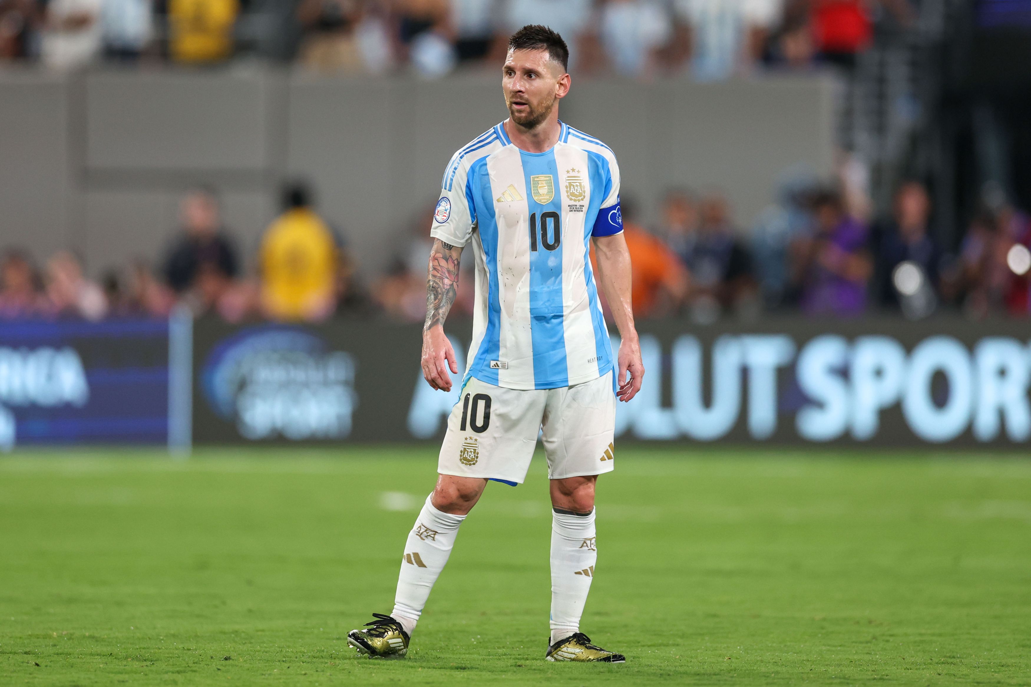 Gafă uriașă înainte de Cupa Mondială. Datele din pașaportul lui Lionel Messi au fost publicate din greșeală