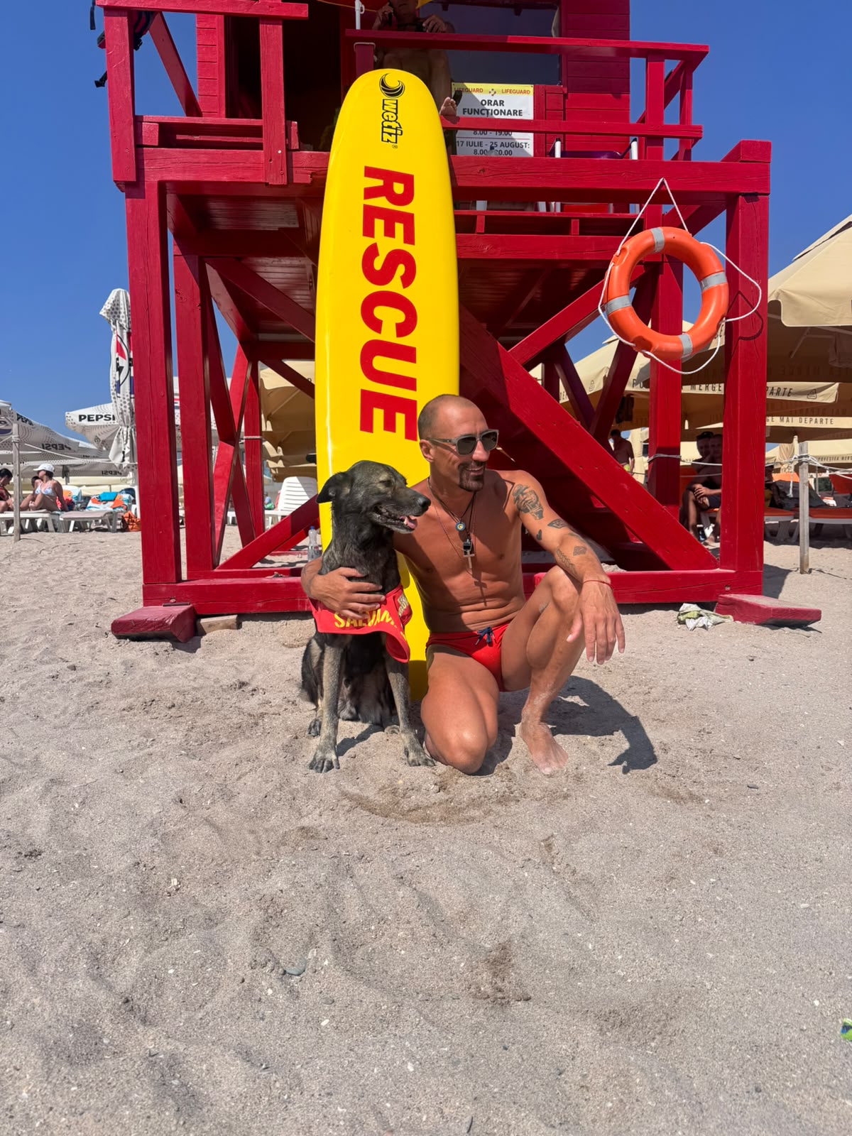 Igor, câinele salvamar care simte pericolul înaintea oamenilor. Vlad Mărculescu, stăpânul patrupedului: „Este ca un al șaptelea simț pentru mine”