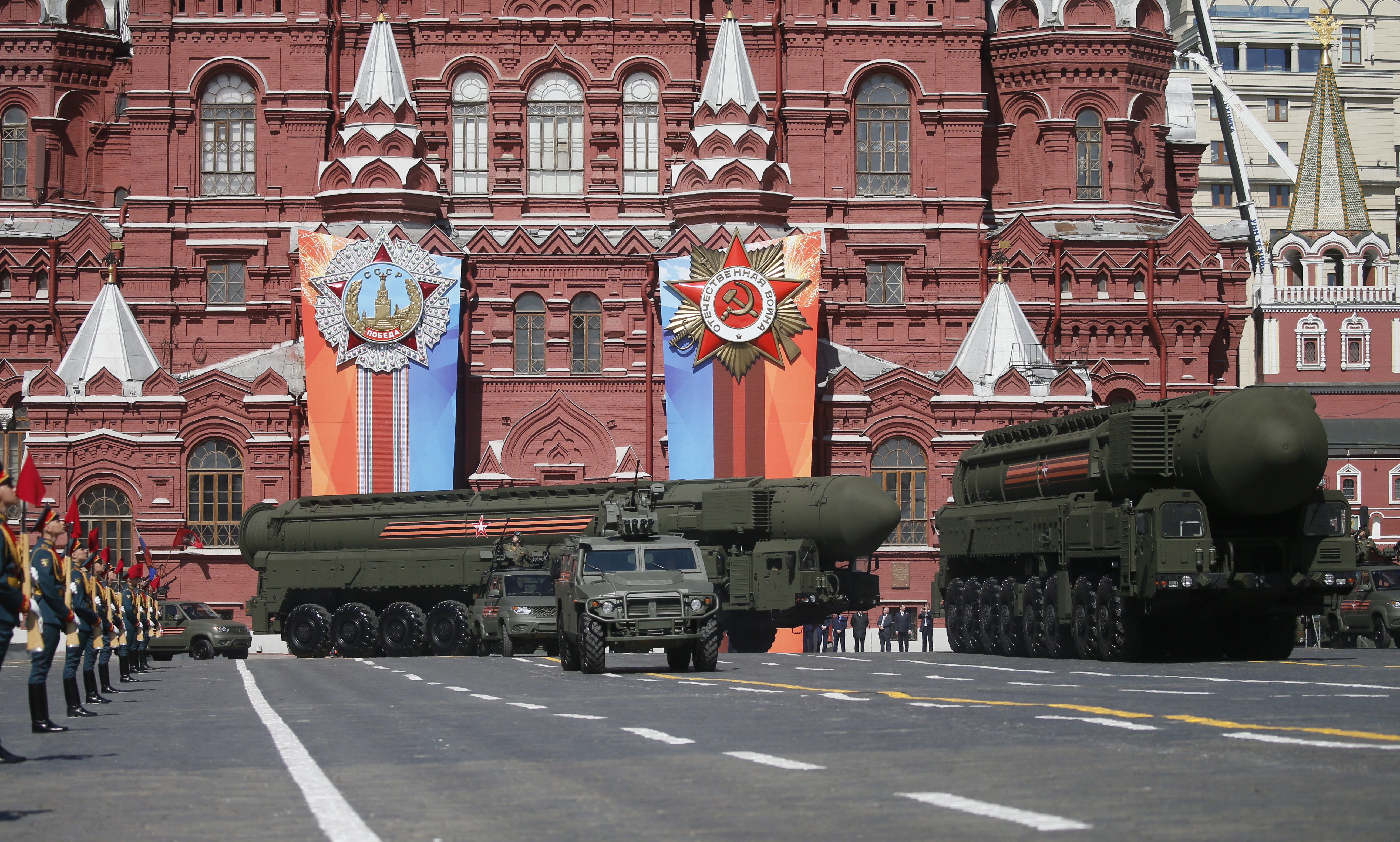 GALERIE FOTO | Parada impresionantă la Moscova, de Ziua Victoriei. Rusia și-a etalat cele mai noi și performante arme