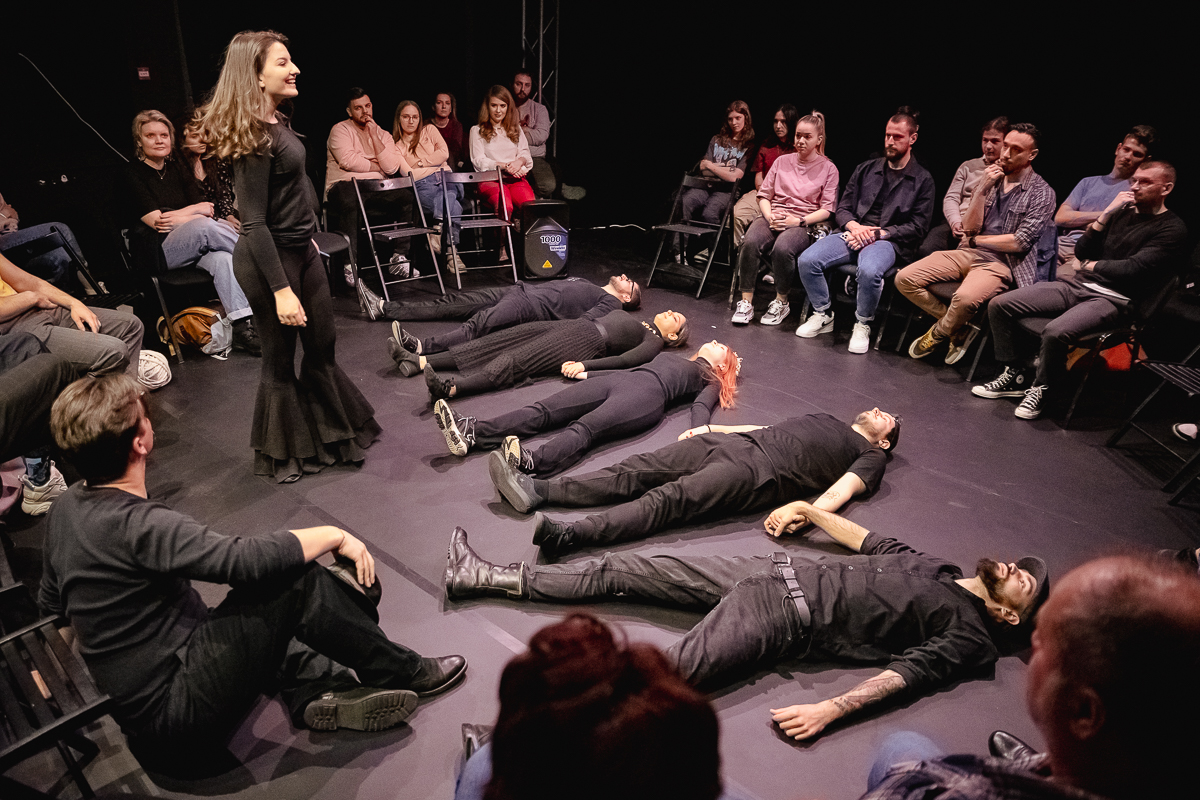 Studenții de la Teatru din București pun în scenă operele de la Bac. „Poți intra în contact cu romanul «Ion» nu doar dacă citești cele 600 de pagini”