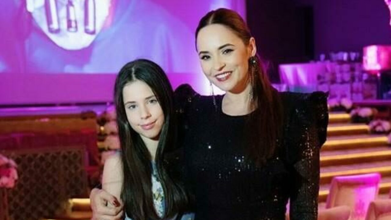 Violeta a lăsat-o fără replică pe Andreea Marin. Fiica lui Ștefan Bănică jr nu vrea să fie influencer și nici să folosească filtre: „Multe tinere asta fac”