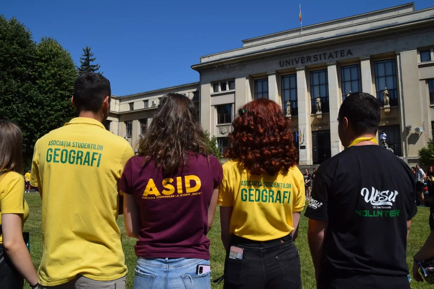 Cea mai mare tabără pentru elevi este organizată de Universitatea din București, la un preț foarte accesibil