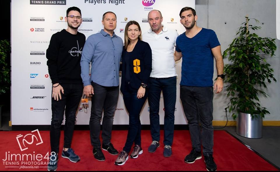 VIDEO | Simona Halep s-a retras de la Stuttgart: ”M-am accidentat în meciul cu Garcia din Fed Cup”. Ce a spus despre înfrângerea cu Franța