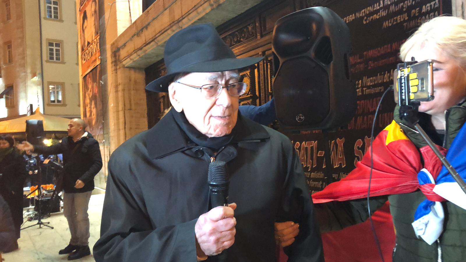 Mihai Șora, la protestul de la Timișoara: “Să nu ne pierdem încrederea în viitorul acestei țări. Până la urmă vom învinge”/ FOTO&VIDEO