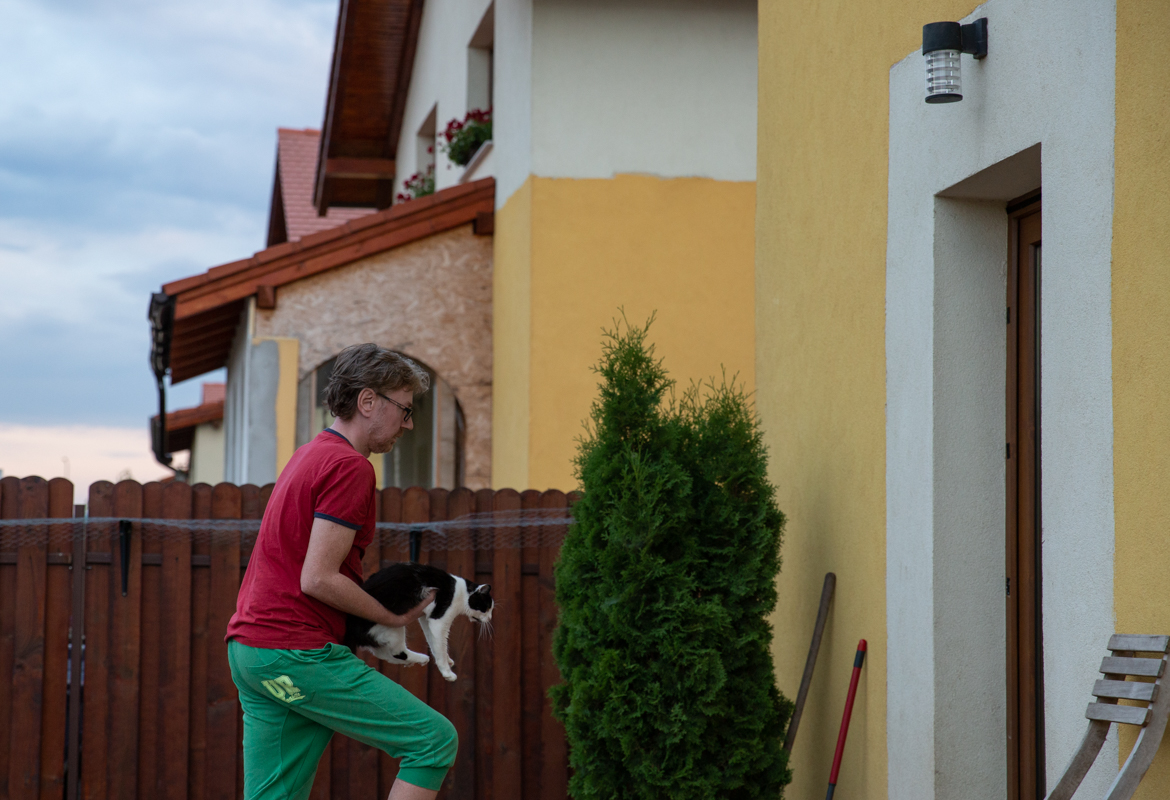 Crima care a șocat iubitorii de animale: câinii otrăviți ai familiei româno-norvegiene care îngrijește animale abandonate lângă Brașov