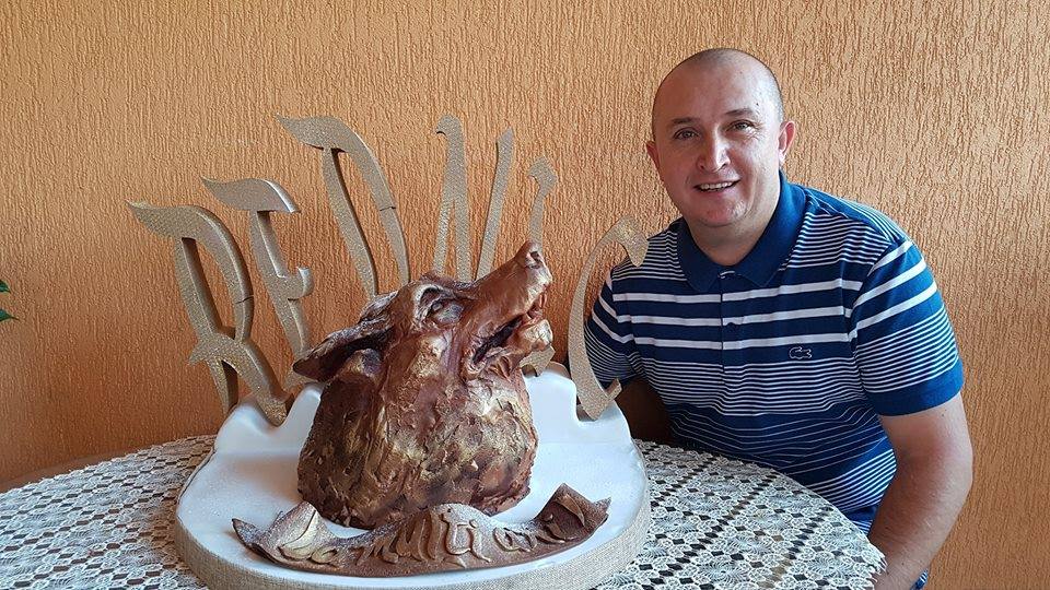 Lupu Rednic și-a aniversat ziua de naștere. A primit un tort cu subînțeles | FOTO