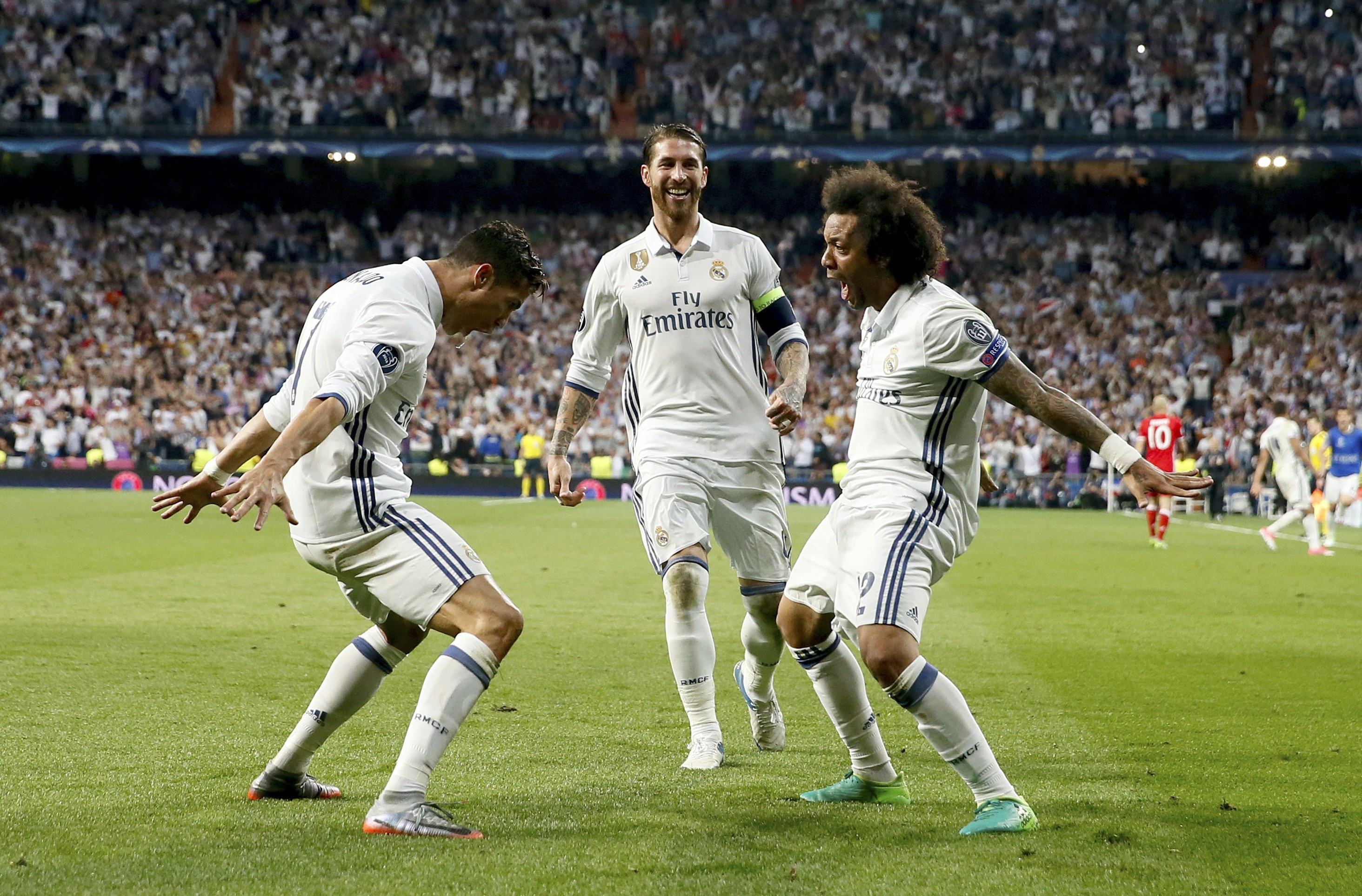 Zinedine Zidane consideră că Real Madrid s-a calificat meritat în semifinalele Ligii Campionilor. ”Am marcat un gol din ofsaid, dar în fotbal nu există noroc”