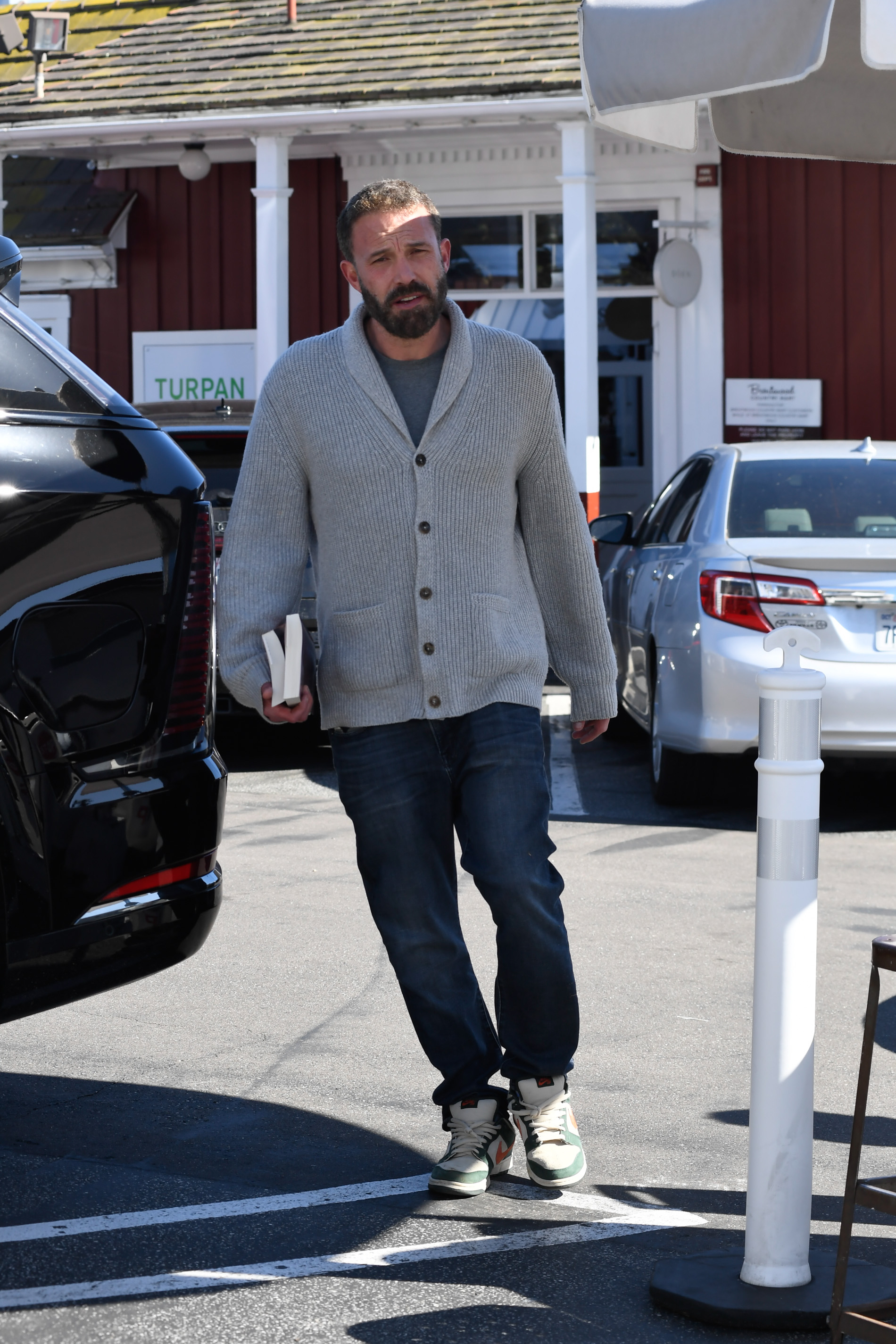 Decizia luată de Ben Affleck după ce s-a spus că e prea apropiat de Jennifer Garner