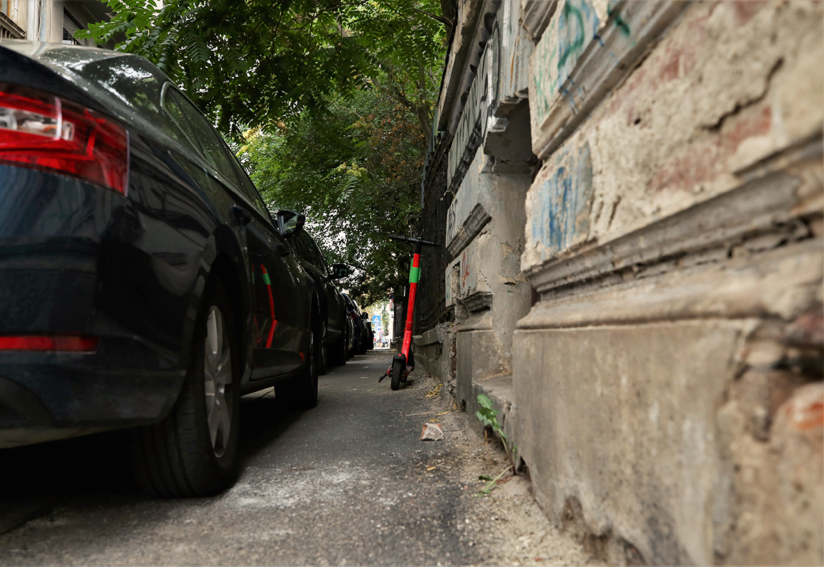 REPORTAJ. Viața în Bucureștiul mașinilor, unde există un autoturism aproape la fiecare pieton