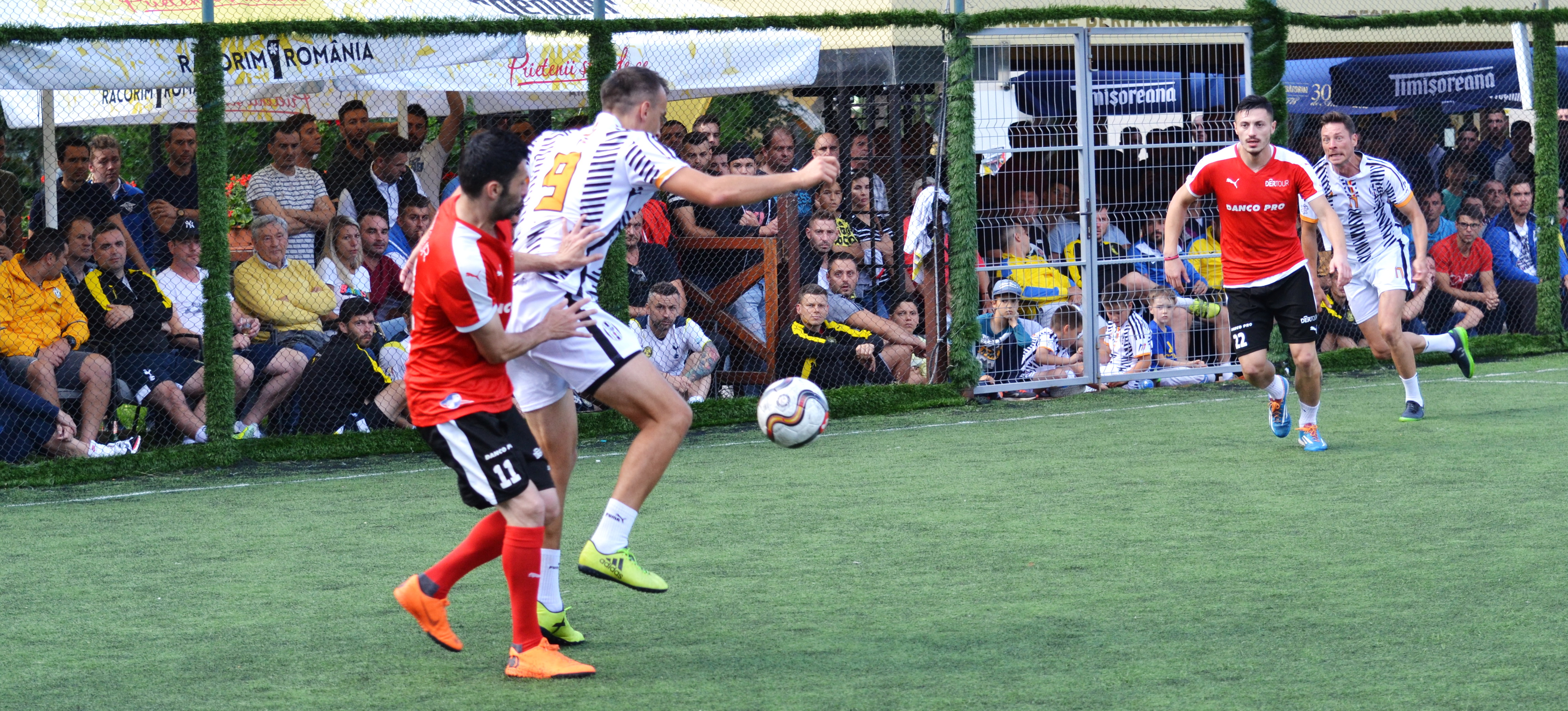 Danco Pro București a câștigat Cupa României la minifotbal, cu Adrian Boingiu - antrenor și Florin Matache - portar. Boingiu va fi mazilit de la naționala U19 | FOTO
