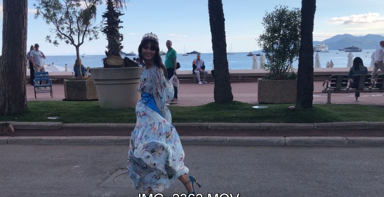 Shooting Elle - Catrinel Menghia a făcut furori la Cannes. Fotografii s-au îngrămădit după ea  | FOTO