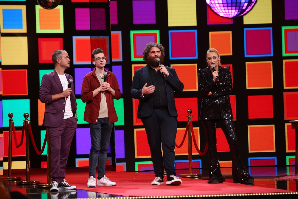 Alexandru Minculescu, invitat special la „Stand-Up Revolution”: „Omul, când a văzut circul ăsta, a venit din prima, direct”