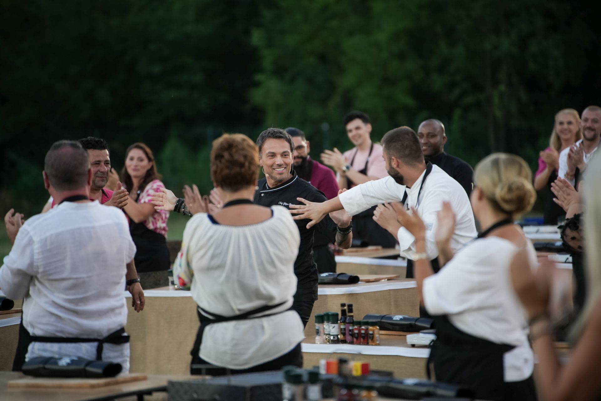 Imagini de la bootcamp-ul Chefi la cuțite, sezonul 14. Jurații își formează echipele, după cele două probe eliminatorii